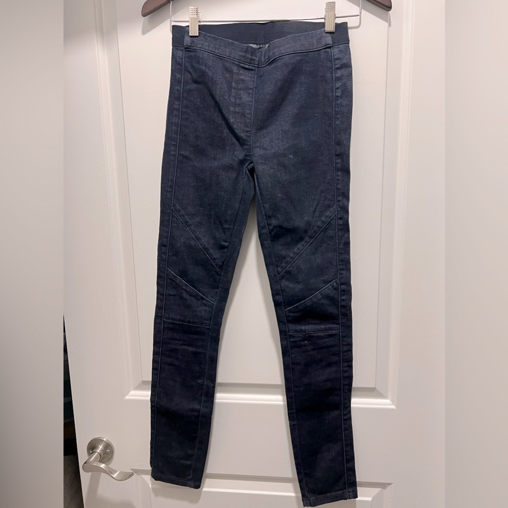 BCBGMaxAzria Elastic Waist Jeggings